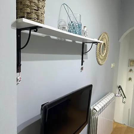 Garsonjera Zvezdara 베오그라드