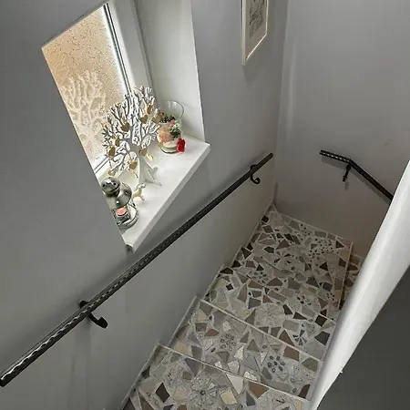 Garsonjera Zvezdara *