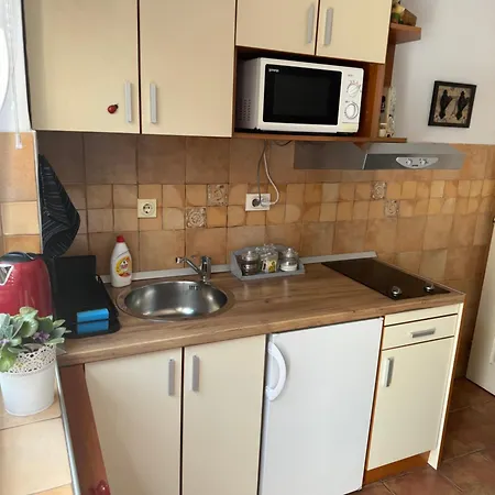 Apartment Garsonjera Zvezdara Belgrade